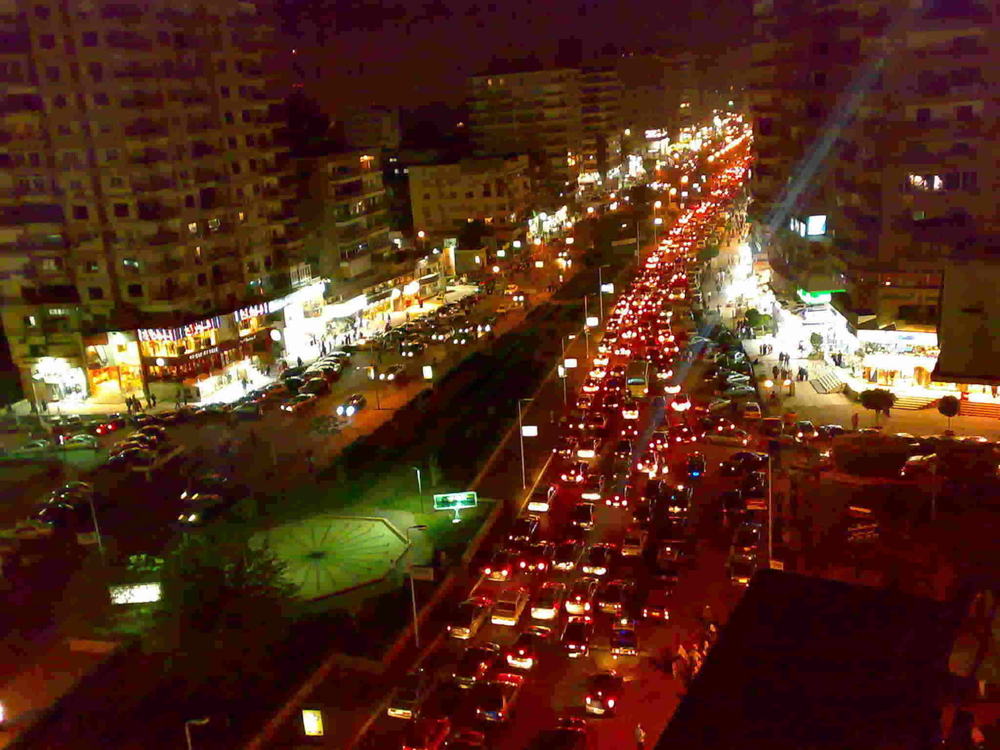 اشتر محلك في أهم المناطق التجارية بالقاهرة - شارع عباس العقاد